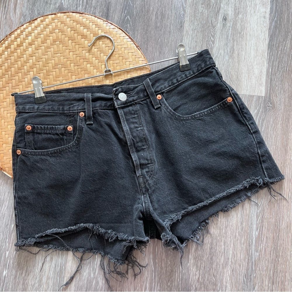 Levi’s 501 Shorts high Rise Button fly black Women’s Size 31